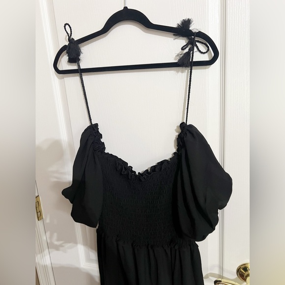 NWT MAX STUDIO Puff Sleeve Smocked Tassels Puff Sleeves Midi Dress in Black - Picture 5 of 9